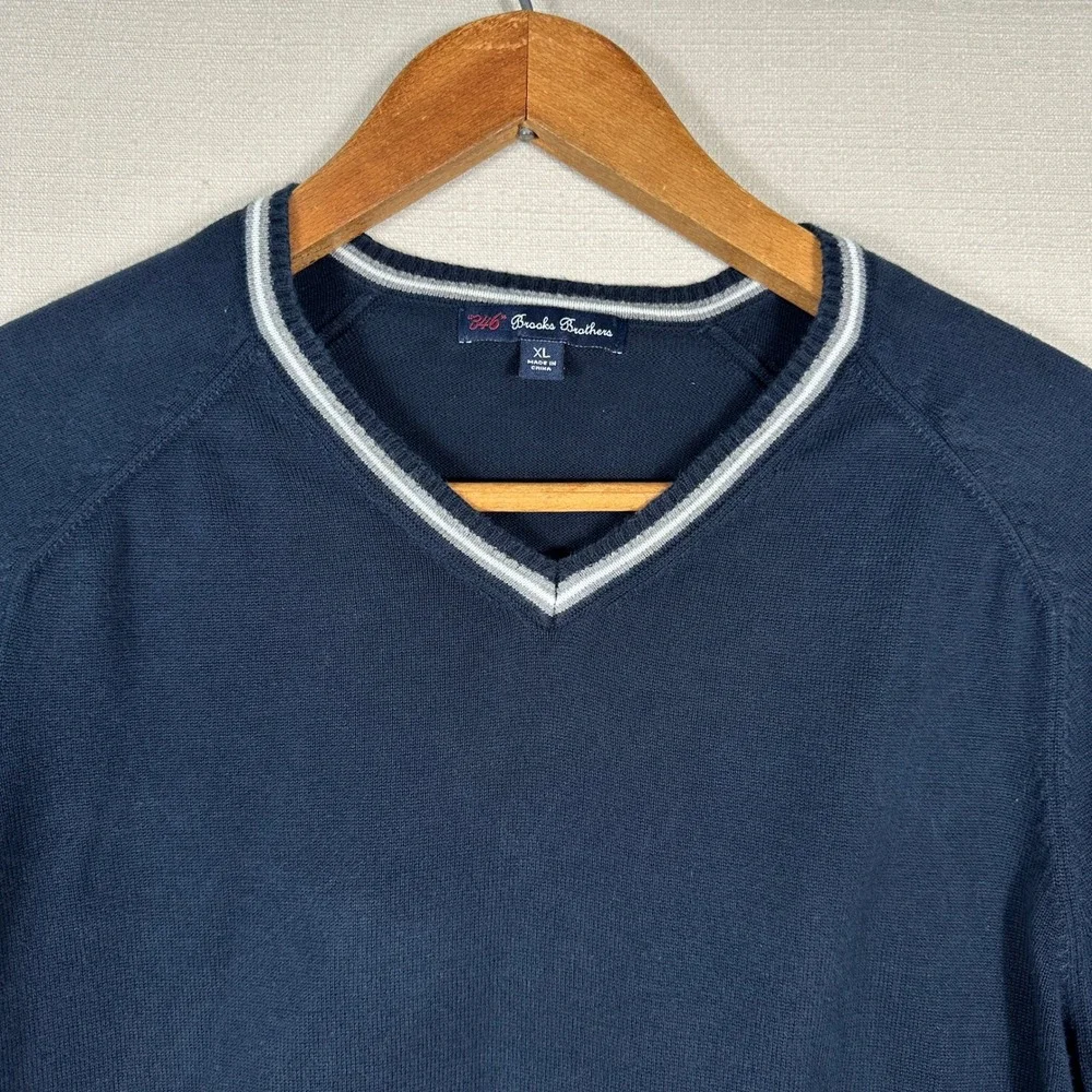 Brooks Brothers Sweater Mens XL Navy Blue V-Neck Cotton Tipped Trim Pullover